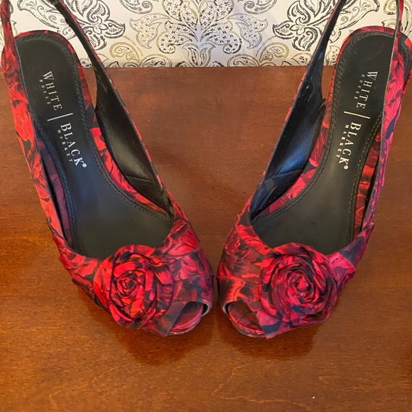 White House Black Market High Heels - Picture 7 of 7